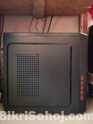 Core i3 + 4GB RAM + Samsung Monitor
